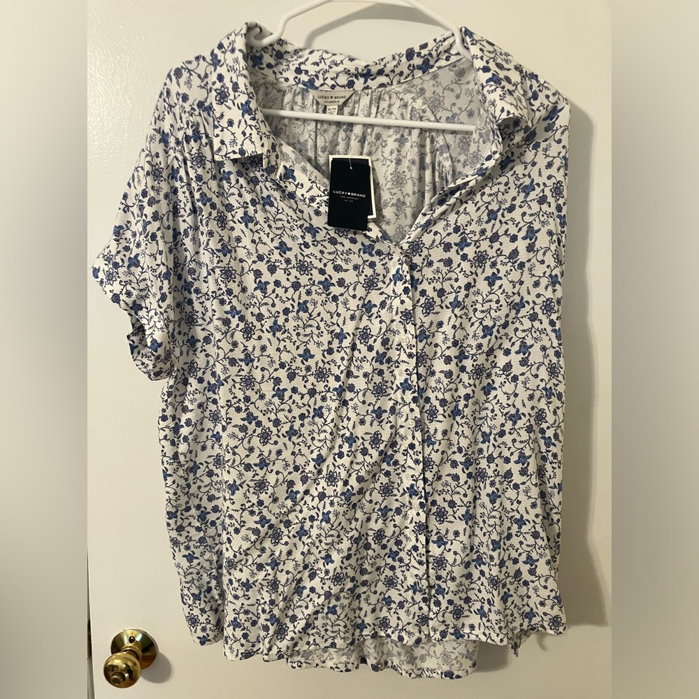 Floral button up